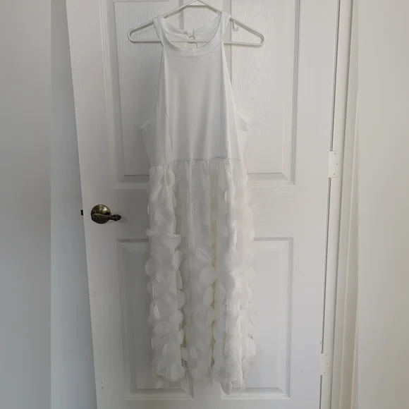 White Maxi Dress - Picture 1 of 6